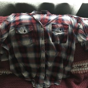 3/4 sleeve flannel like shirt
